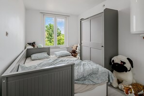 2 bedrooms, free WiFi