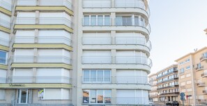 Exterior - 2 bedroom accommodation in Koksijde (Koksijde)