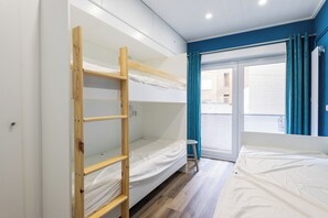 2 bedrooms, free WiFi