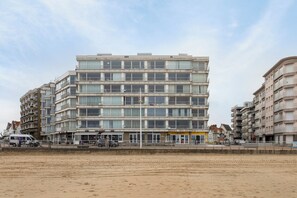 Exterior - 2 bedroom accommodation in Koksijde (Koksijde)