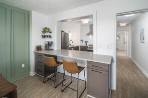 Microwave, oven, stovetop, coffee/tea maker