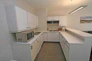 Microwave, stovetop, coffee/tea maker