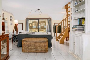 2 bedrooms, free WiFi