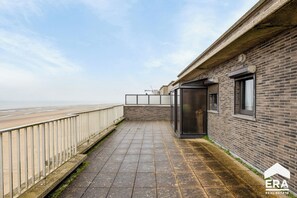 Property grounds - 2 bedroom accommodation in Koksijde (Koksijde)