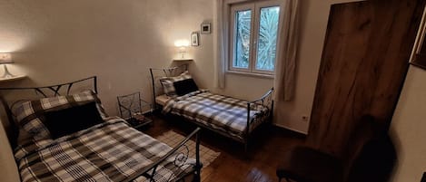 Apartment (A1) | Iron/ironing board, free WiFi