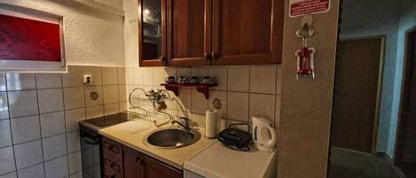 Apartment (A1) | Private kitchen | Espresso maker, fridge, microwave, oven