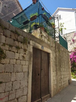 Exterior detail - Apartments Iva (Split)