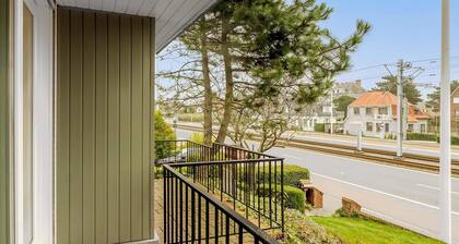 5 bedroom accommodation in Koksijde