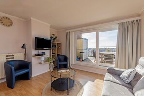 Living area - 2 bedroom accommodation in Koksijde (Koksijde)