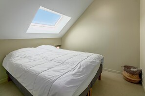 4 室のベッドルーム、WiFi