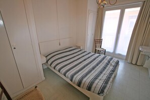 3 bedrooms, free WiFi - 3 bedroom accommodation in Nieuwpoort (Nieuwpoort)