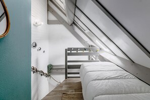 2 bedrooms, free WiFi