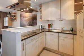Private kitchen - 2 bedroom accommodation in Oostduinkerke (Oostduinkerke)