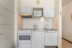 Wasserkocher mit Kaffee-/Teezubehör