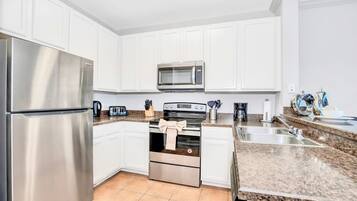 Apartment | 3 bedrooms, Internet