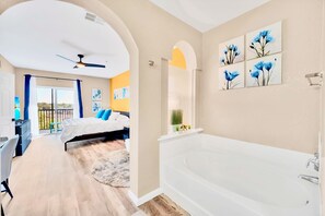 Apartment | 2 bedrooms, Internet