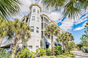 Apartment | 3 bedrooms, Internet - 3BR Condo - Hot Tub Games Pool - Near Disney (Winter Garden)