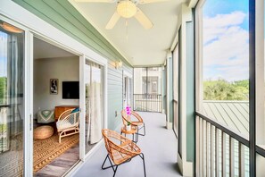 3 bedrooms, Internet - Tropical Styled Condo w Outdoor Pool and Hot Tub (Winter Garden)