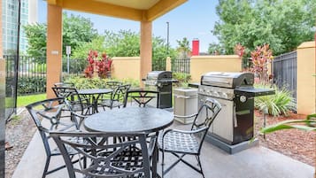 1 habitación y acceso a internet