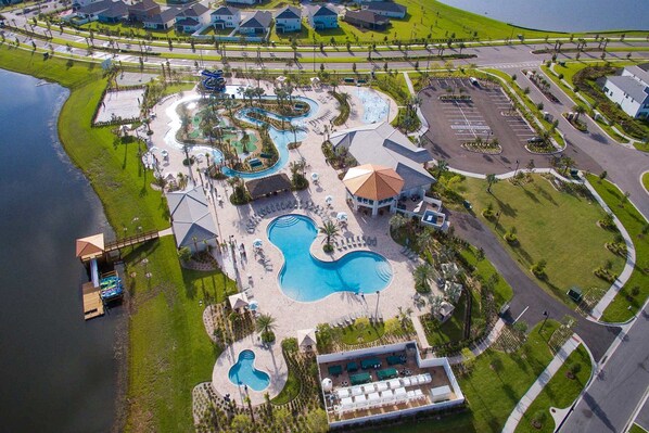 公寓 | 4 間臥室、網路服務