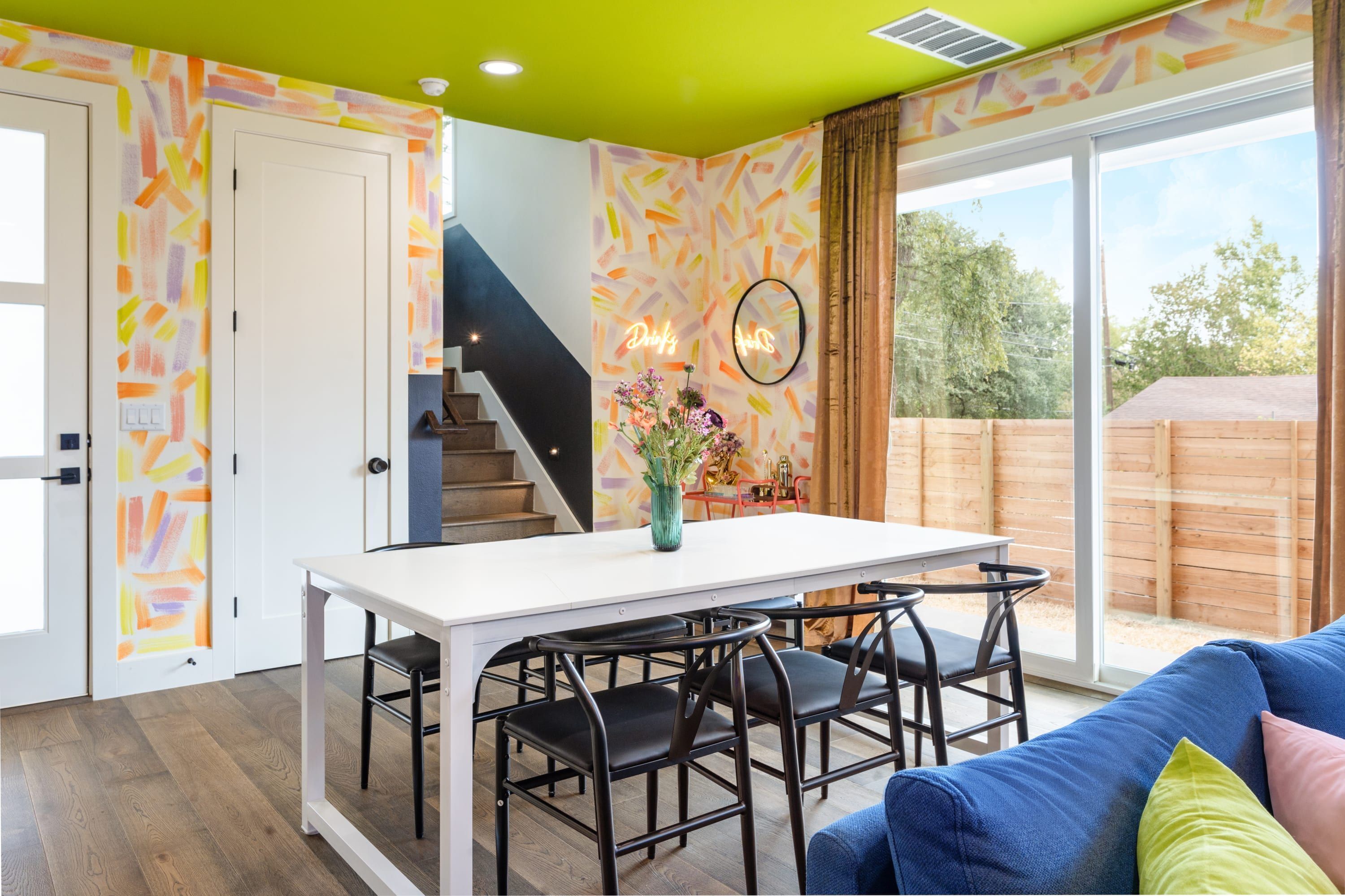 3 bedrooms, Internet