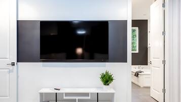 5 bedrooms, high-speed internet
