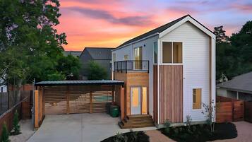 House | 4 bilik tidur, Internet