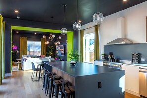 Hus | 4 soverom og internett