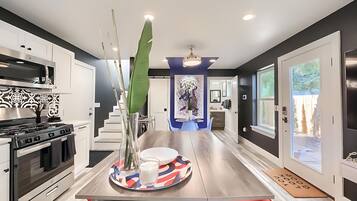 House | 3 bedrooms, Internet