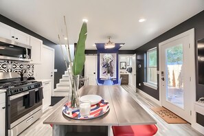 House | 3 bedrooms, Internet