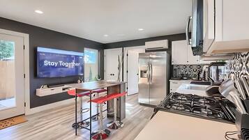 House | 3 bedrooms, Internet