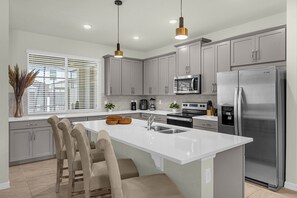 Apartment | 4 bedrooms, Internet - Upstay - Solara Resort Home w Pool BBQ Gamesroom (Kissimmee)