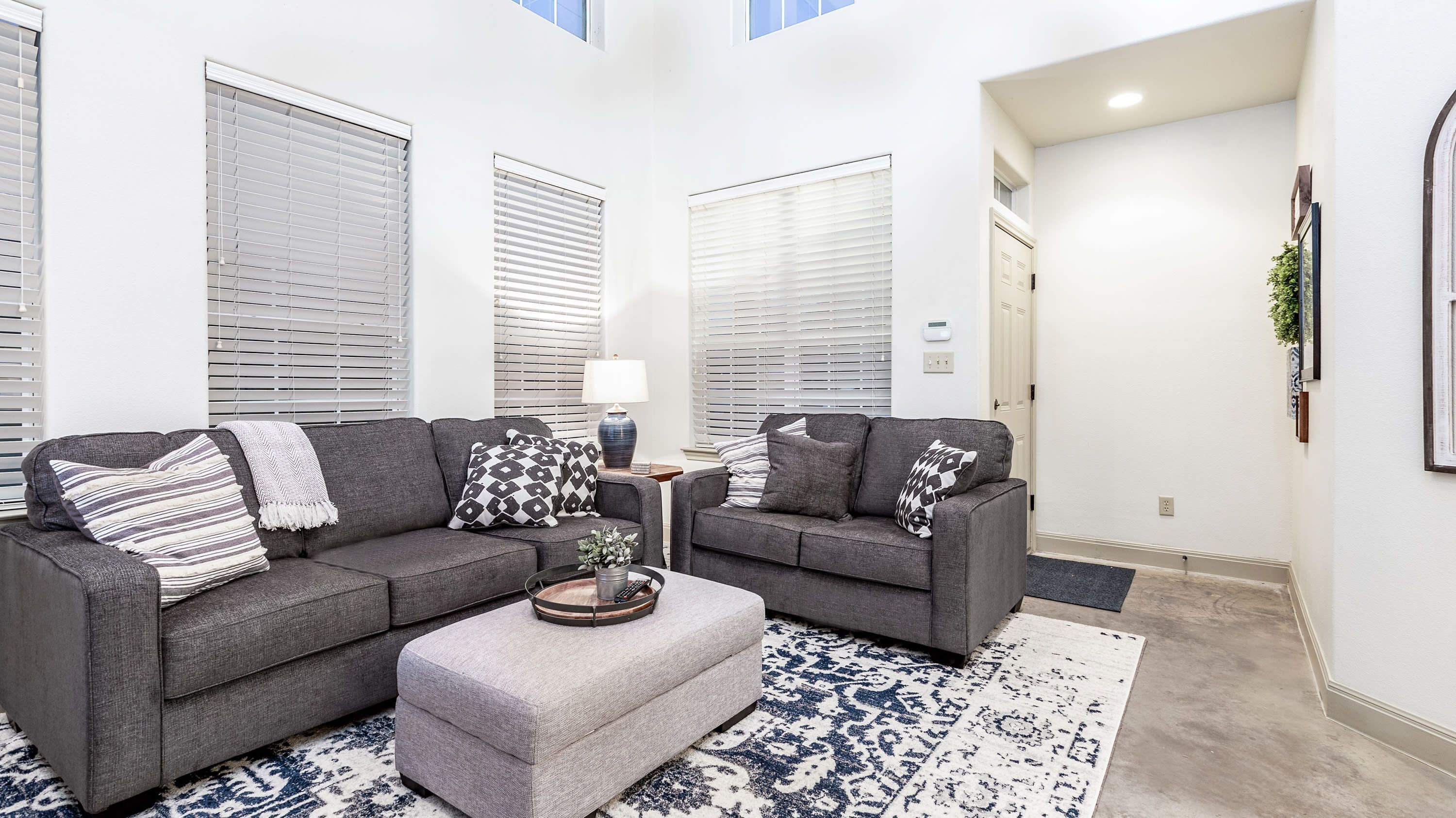 Apartment | 4 bedrooms, Internet