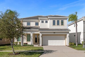 5 bedrooms, Internet - Upstay - Family Resort Home w Pool Cinema Games (Kissimmee)