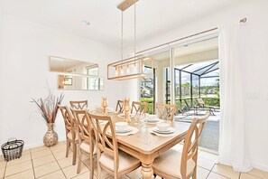 House - 18 Guest Resort Home - Pool BBQ - Near Disney (Kissimmee)