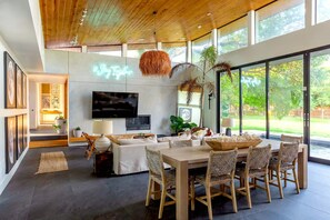 Casa | 7 dormitorios, escritorio, Internet