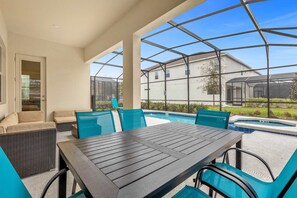 Hus | 12 soverom og internett