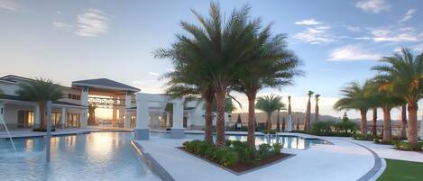 House | 8 bedrooms, Internet