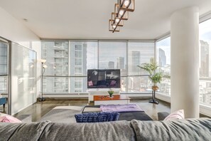 Apartment - Luxury 2BR Condo - Downtown City Views (Calgary)