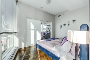 Apartment - Luxury 2BR Condo - Downtown City Views (Calgary)