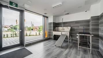 1 bedroom, high-speed internet