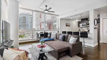 Apartment | 2 bedrooms, Internet