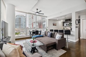 Apartment | 2 bedrooms, Internet - Luxury Condo Steps From Stampede Park (Calgary)