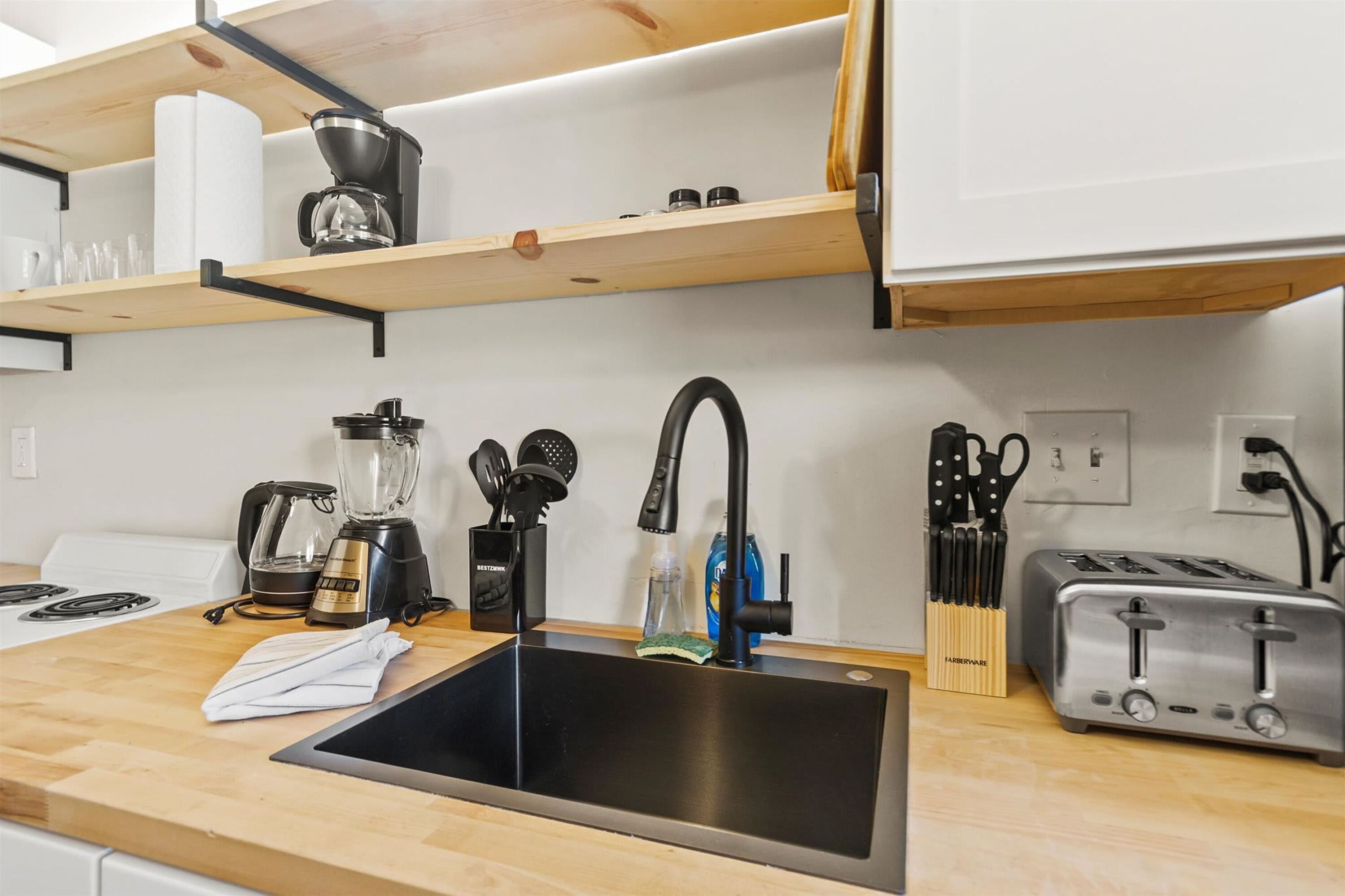 Studio, phù hợp cho người khuyết tật | Bàn, truy cập Internet tốc độ cao 