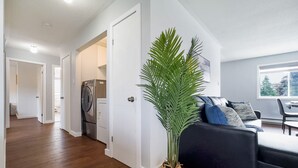 Unclassified image, 4 of 28, button - Bobcaygeon LRG 3 Bedroom Apartment - Pet Friendly (Kawartha Lakes)