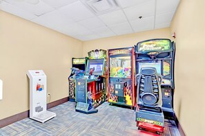 Studio, Accessible | Internet