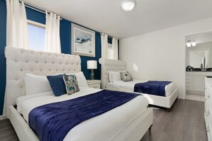 House | 8 bedrooms, desk, Internet - Upstay - Mickey Themed Mansion w Pool and Hot Tub (Kissimmee)