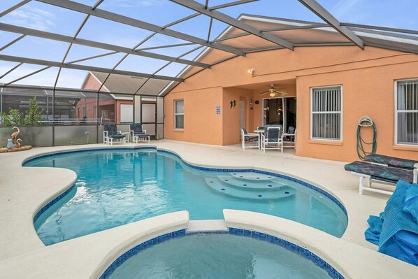 5 bedrooms, Internet - Upstay - Bungalow w Private Pool Hot Tub Lake View (Davenport)