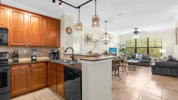 Apartemen | 3 kamar tidur dan internet