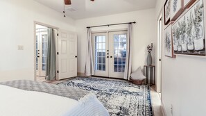 Apartment | 8 bedrooms, Internet